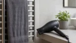 Föhn + Handtuchtrocknung: Haare schneller trocken