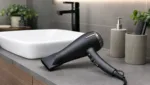 Die Rolle des Foehns im Badezimmer: Mehr als nur ein Haartrockner